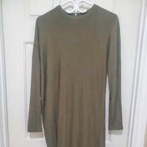 Kit and Ace Asymmetrical Long Sleeve Dress in Olive Small